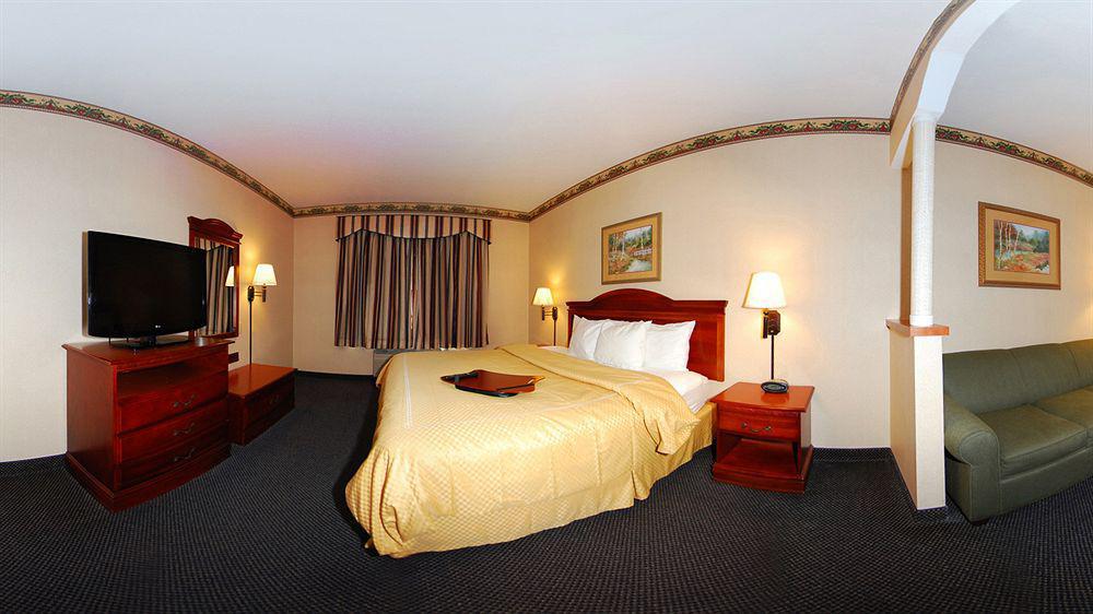 Comfort Suites Auburn Near I-69 Dış mekan fotoğraf
